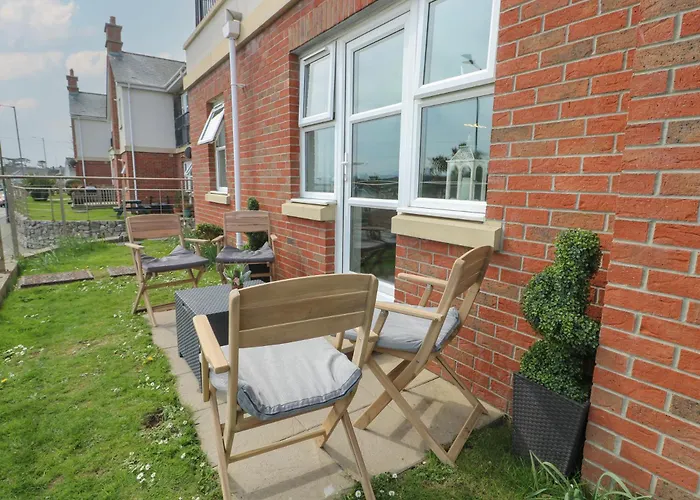 Benllech Coastal Retreat