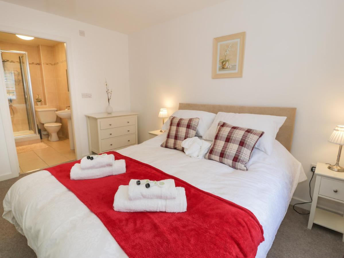 Coastal Retreat * Benllech