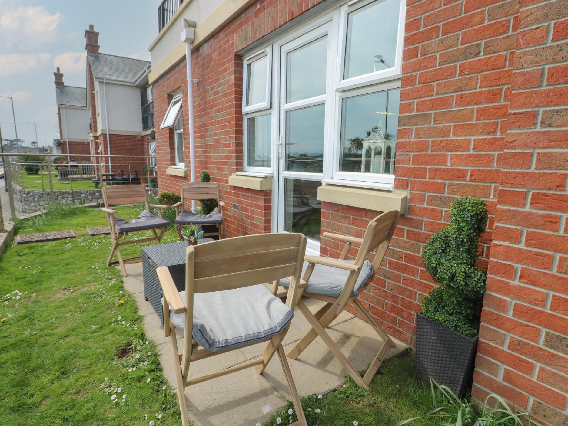 Apartment Coastal Retreat Benllech